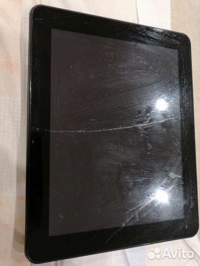 Планшет Supra M921G