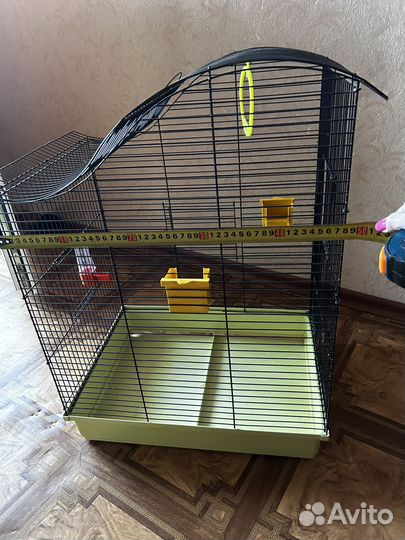 Большая клетка для птиц