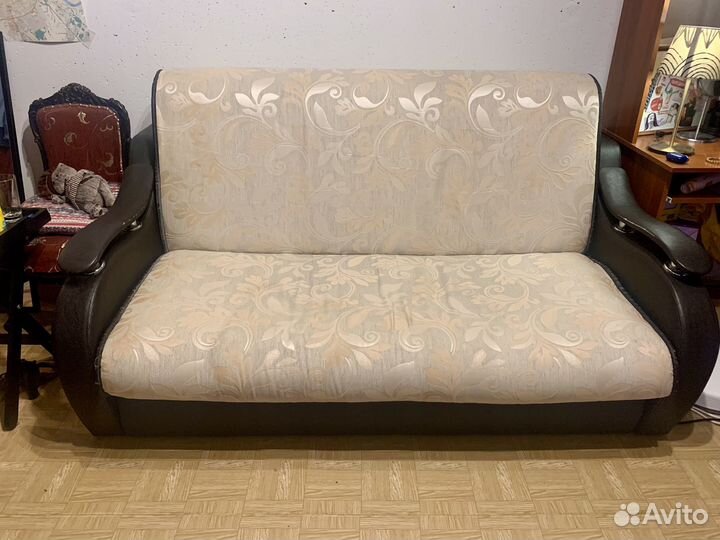 Диван б/у