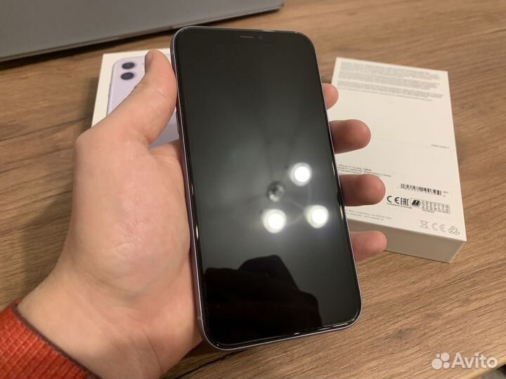 iPhone 11, 128 ГБ