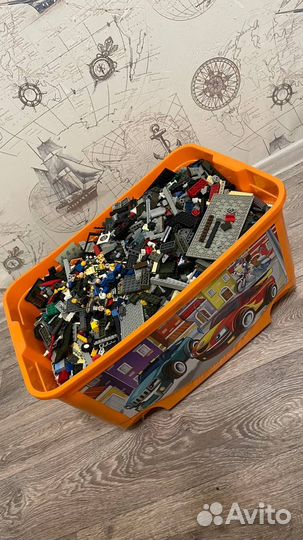 Lego 12.5 кг + контейнер