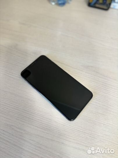 iPhone Xs max 64gb dual sim