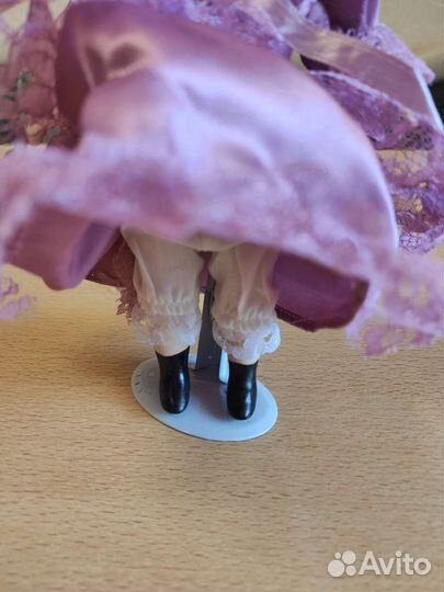Керамическая кукла