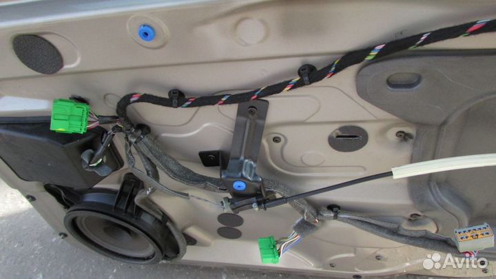 Дверь Volvo XC70 1-поколение в сборе