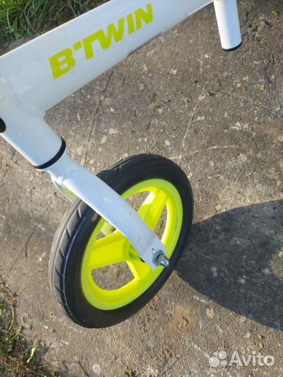 Беговел btwin runride 100