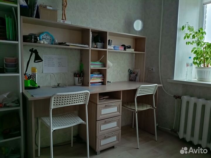 Письменный стол