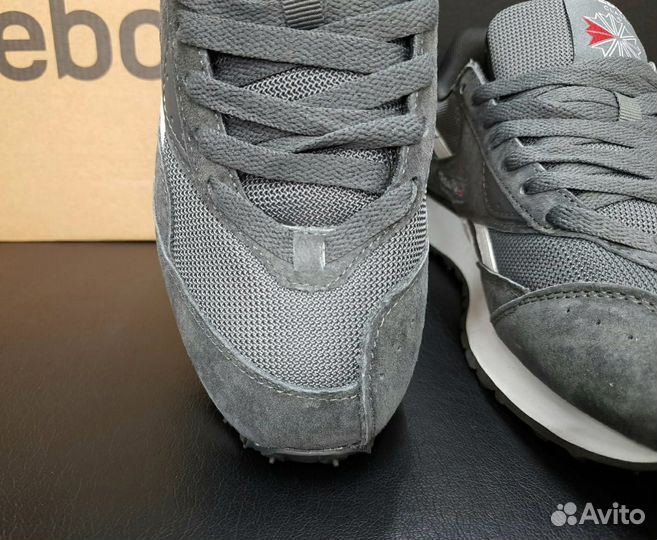 Кроссовки Reebok серые 40-46 артикул 3180 лето