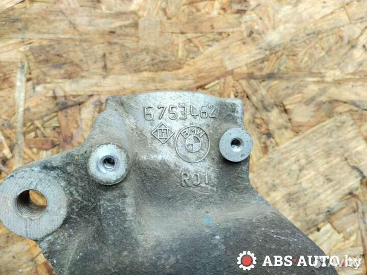 Кулак передний правый BMW 7 E65/E66 2004 6753462
