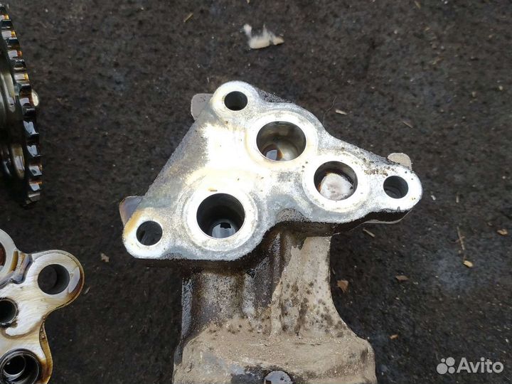 Масленный насос Мазда 6