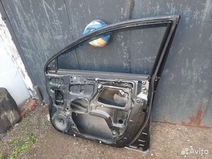 Geely emgrand ec7 дверь правая