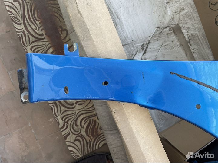 Крыло переднее правое renault logan stepway 2019