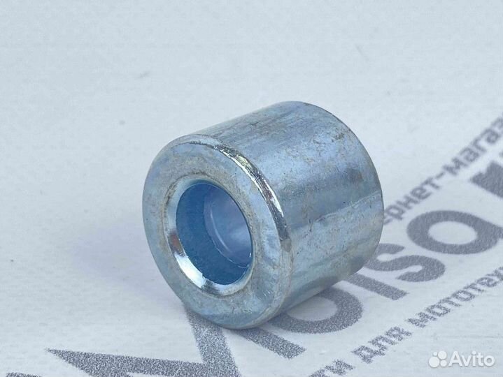 Втулка оси заднего колеса левая Storm Indigo,Storm