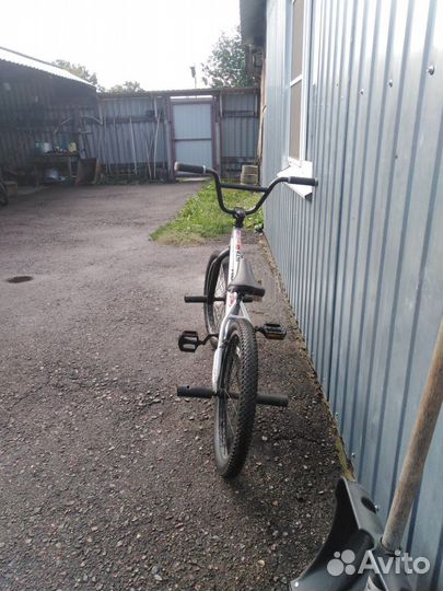 Трюковой велосипед бмх