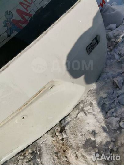 Дверь багажника Toyota Aqua NHP10
