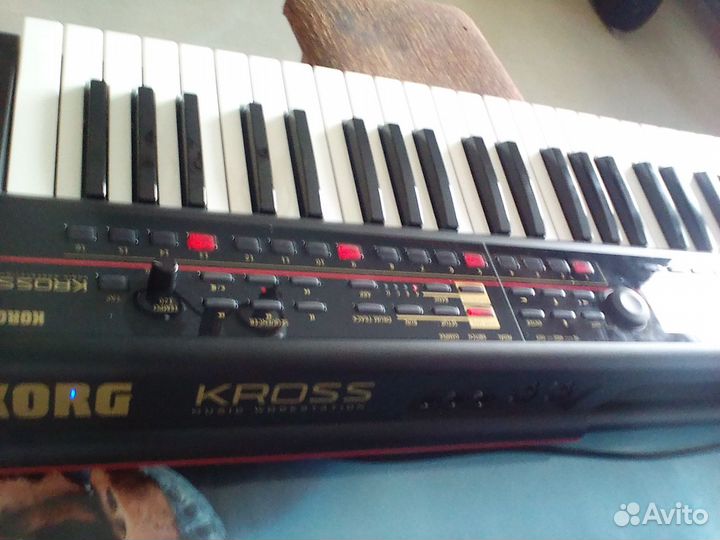 Korg Kross 61новый