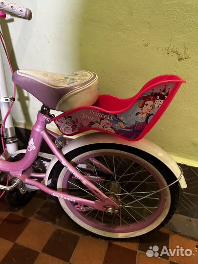 Детский велосипед с корзинкой и креслом