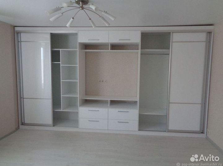 Встроенный шкаф