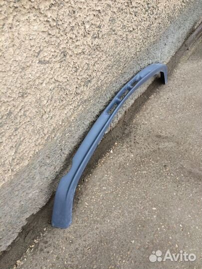 SRT8 Chrysler 300C накладка переднего бампера