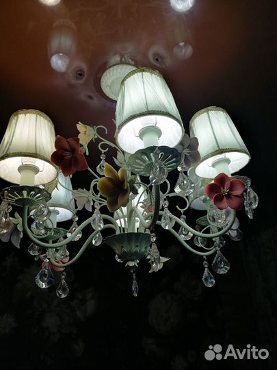 Люстра потолочная