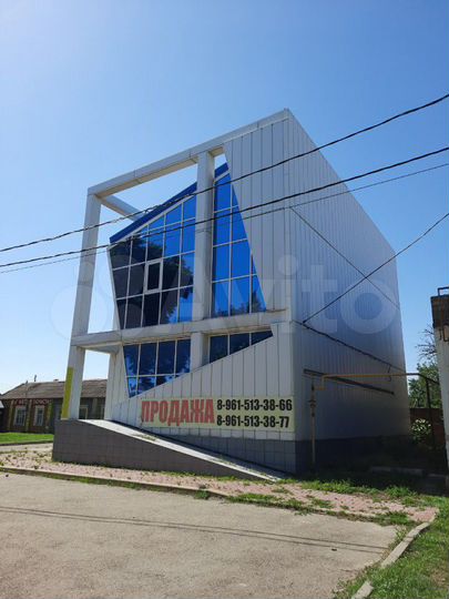 Торговое помещение, 423 м²