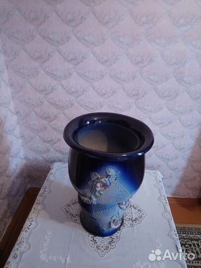 Напольная керамическая ваза