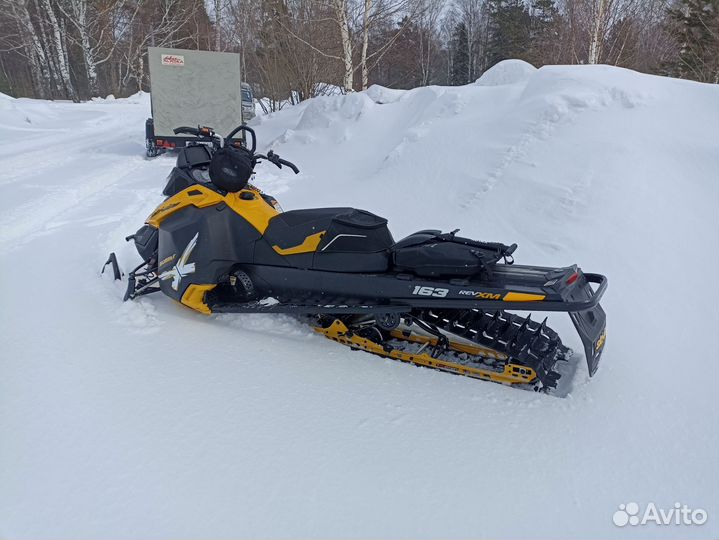 BRP summit X R800 163