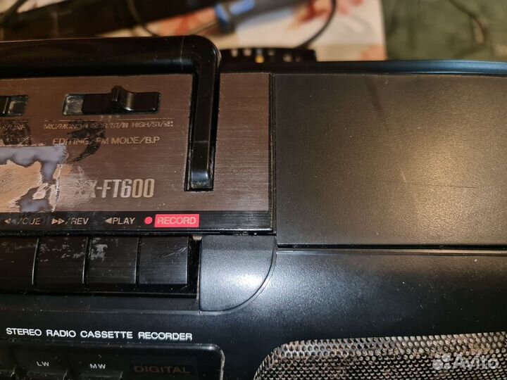 Кассетный Panasonic RX-FT 600 Sоny сfs-w504l