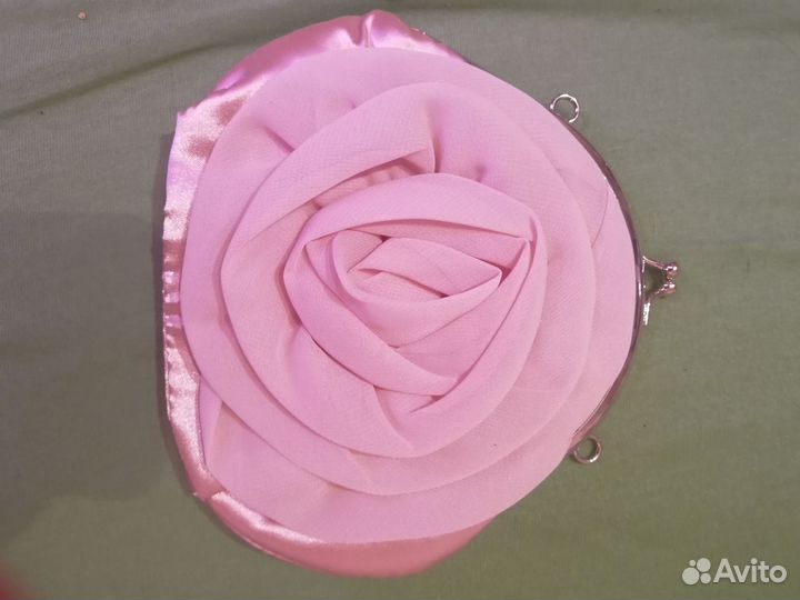 Сумка, косметички Avon, новые