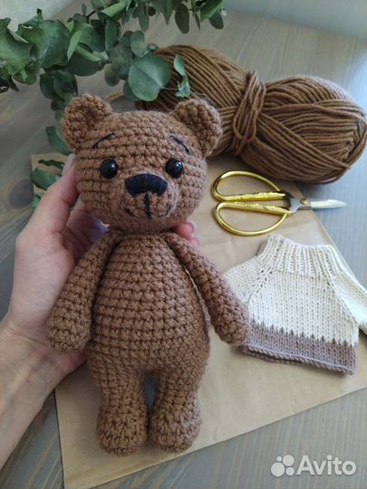 Игрушки ручной работы. Вязаный медведь