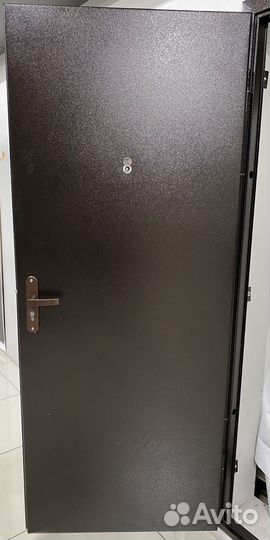 Дверь металлическая