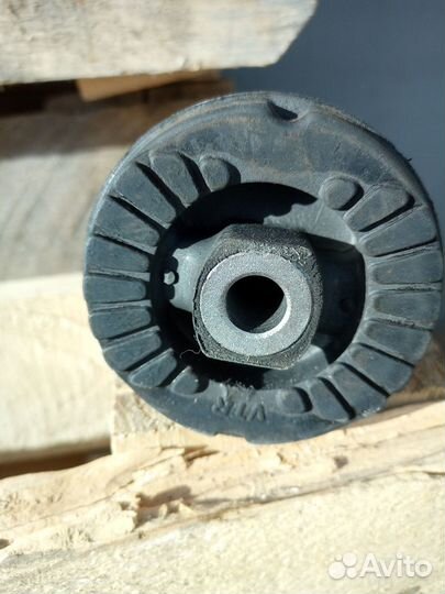 Сайлентблок задней балки chevrolet cruze 09