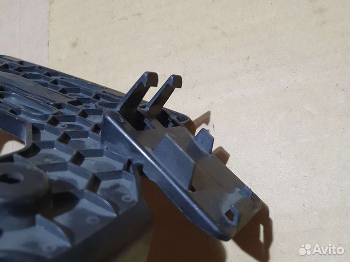 Кронштейн блока комфорта Mercedes-Benz C217