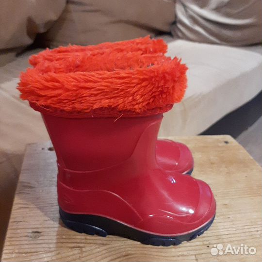 Детские резиновые сапоги