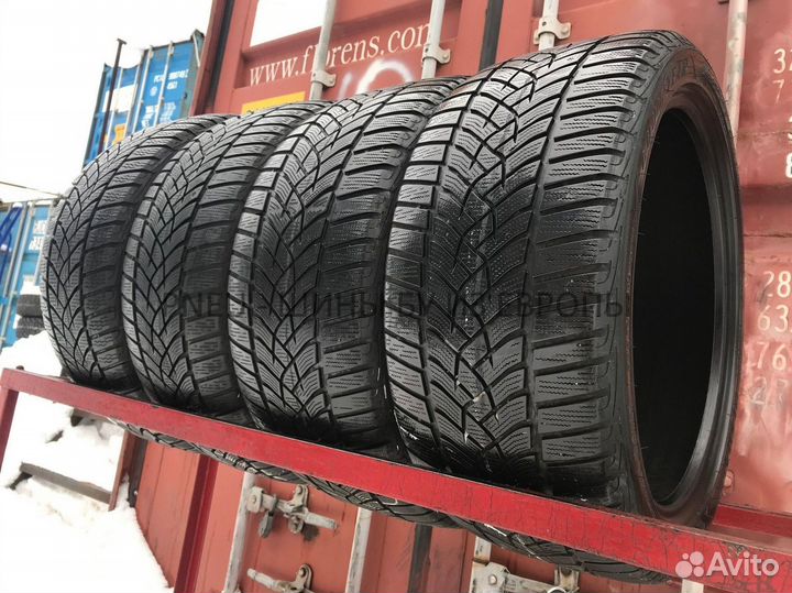 Goodyear UltraGrip Performance Gen-1 245/40 R18 97