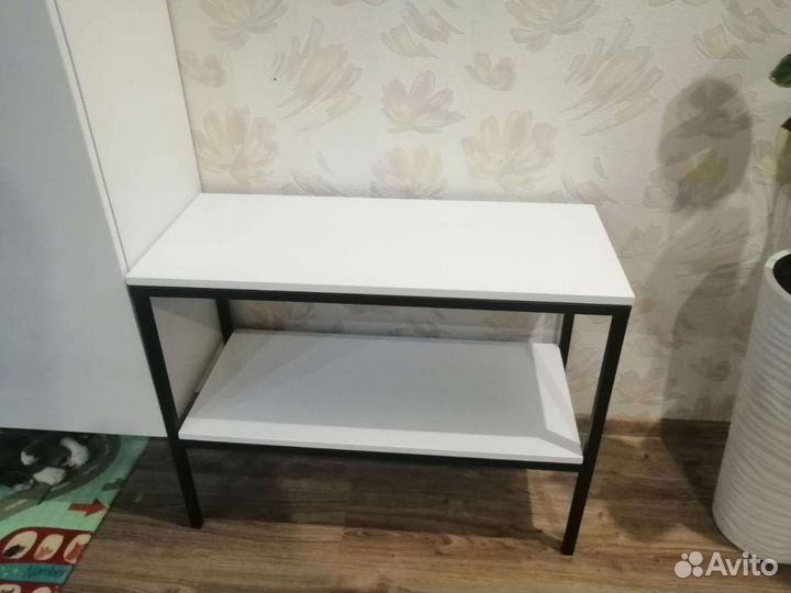 Столик под аквариум