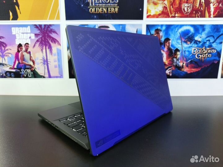 Asus ROG Zephyrus G14 RTX 4060 Ryzen 7 7735HS 1TB