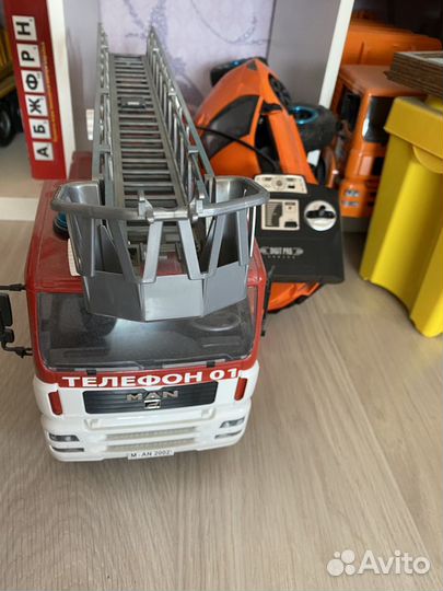 Пожарная машина bruder