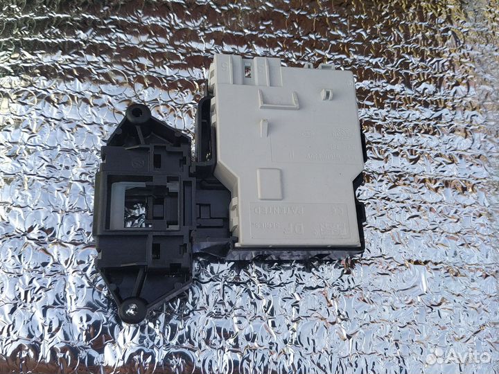 Замок люка сма лджи