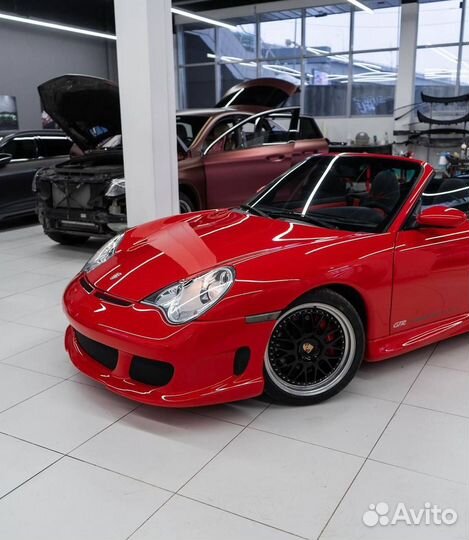 Оклейка автомобили пленкой