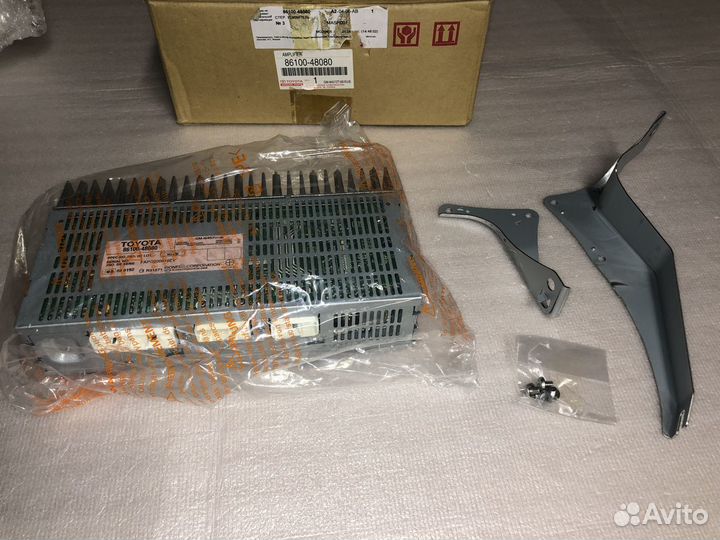 Усилитель акуст системы lexus RX 300 8610048080