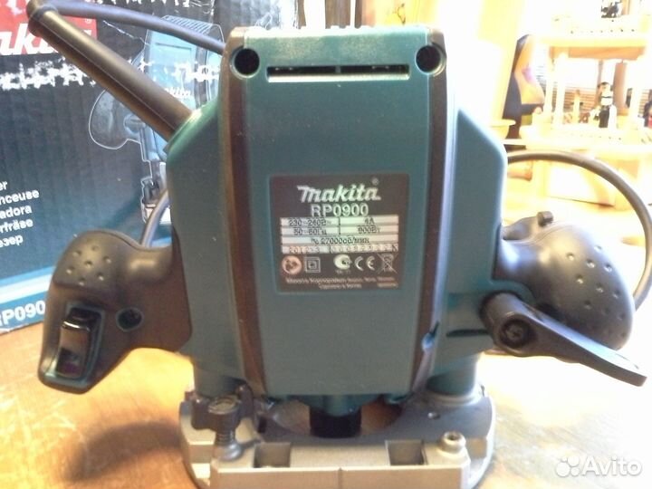 Фрезер makita RP0900