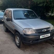 Chevrolet Niva 1.7 MT, 2003, 160 000 км, с пробегом, цена 245 000 руб.