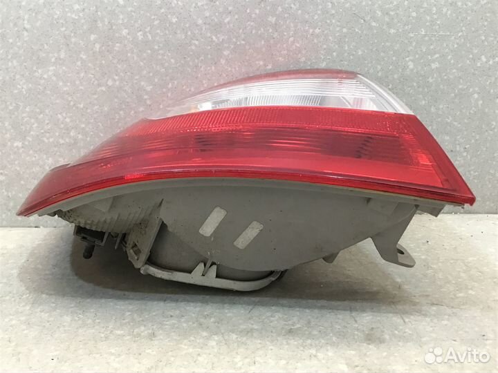 Фонарь задний левый Skoda Rapid 2013-2020
