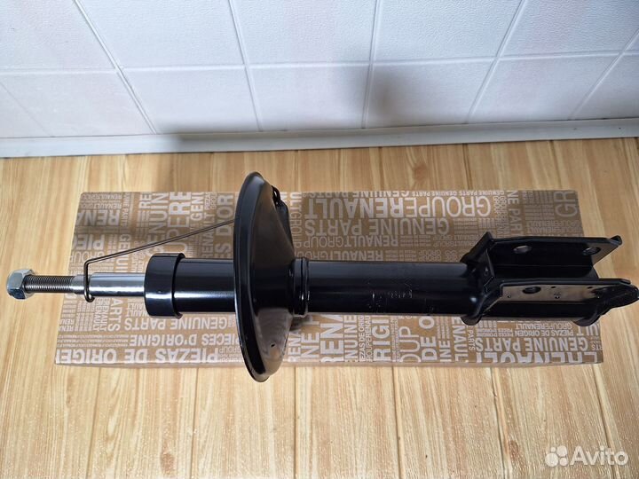 Амортизатор передний Renault Logan Sandero