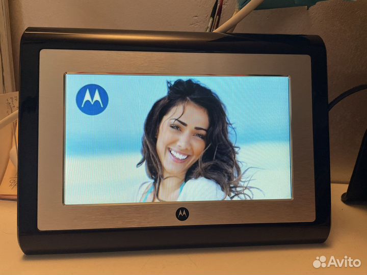 Цифровая фоторамка новая motorola