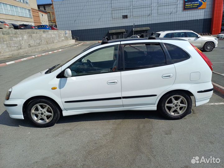 Nissan Tino 2.0 CVT, 1998, 404 000 км