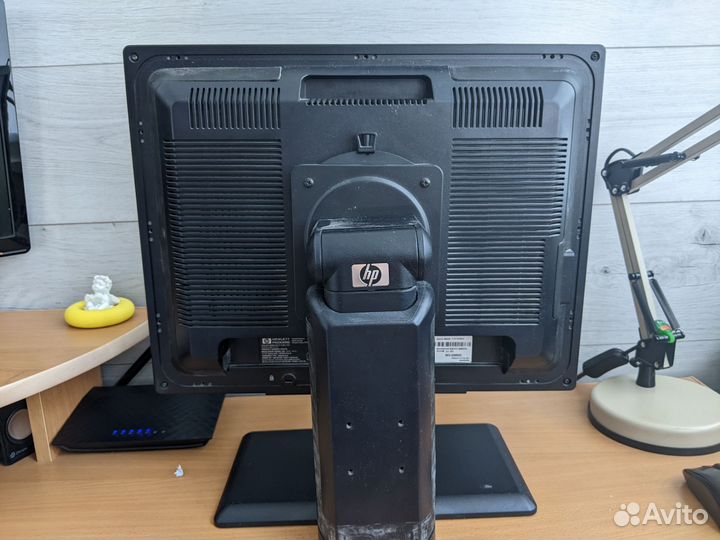 Монитор hp