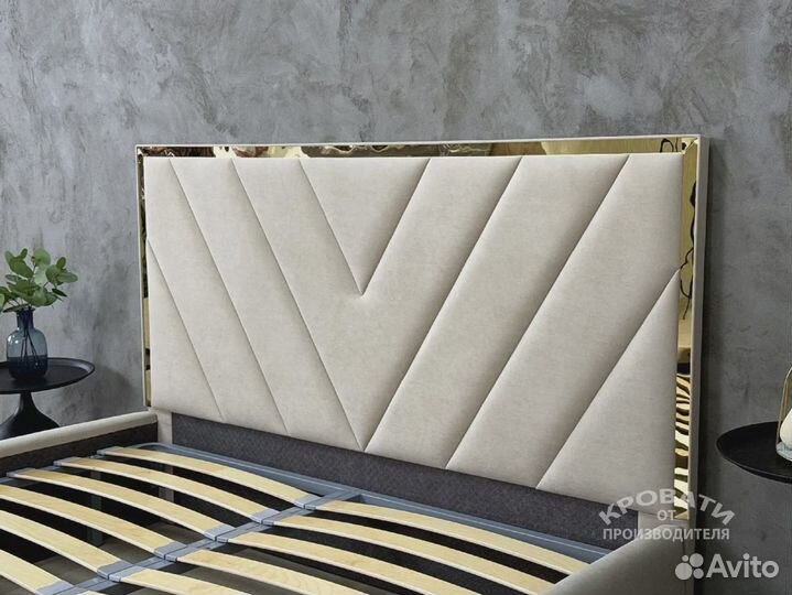 Кровать двуспальная премиум-класса с местом для хранения 160x200