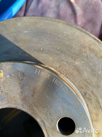 Продам передние тормозные диски, fenox TB217894