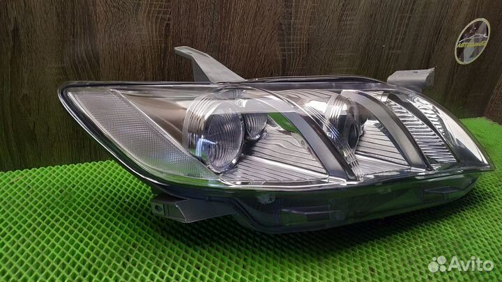 Фара правая Toyota Camry XV40 06-09